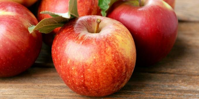 Livsmedel med hög fiber: äpplen