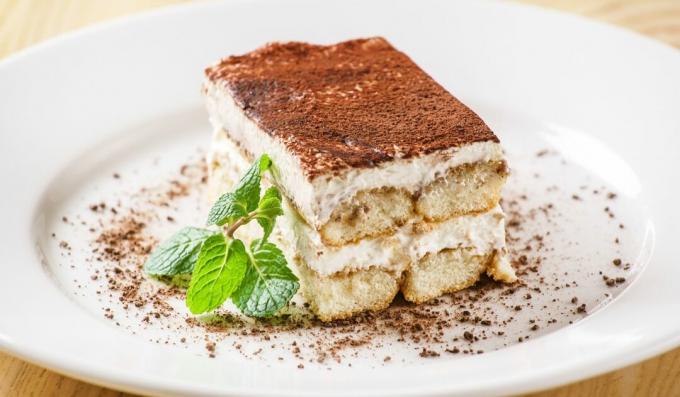 Tiramisu med mascarpone och savoyardikakor