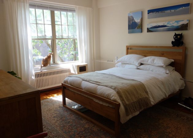 Litet sovrum utformning: välj gardiner