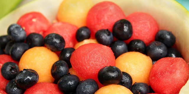 på fastande mage: frukt