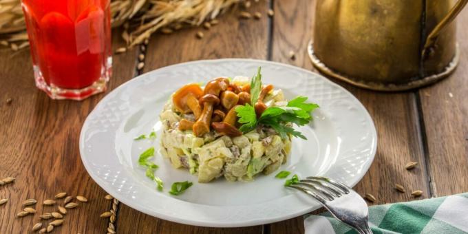 Köttsallad med inlagda svampar