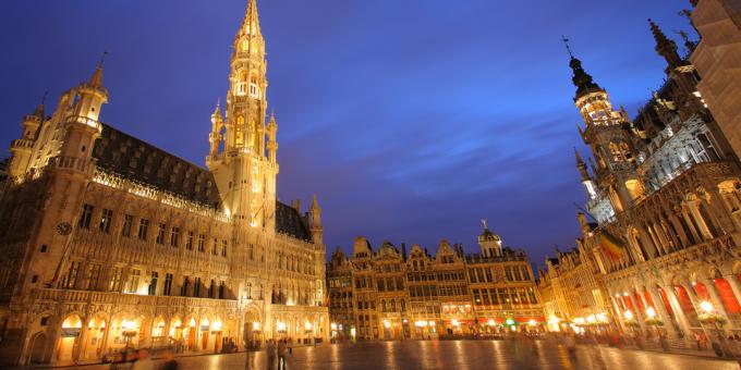 Om att gå i mars i Bryssel, Belgien