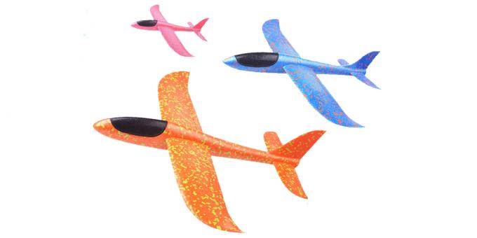 Vad ska ge barnet: flygplansmodell