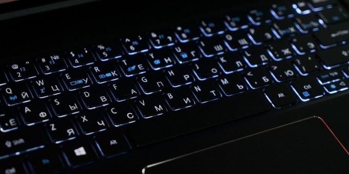 Acer Swift 7: bakgrundsbelyst tangentbord