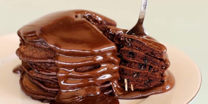 Hur man lagar choklad pannkakor: recept