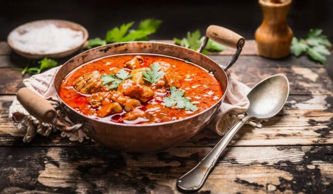 Gulasch av fläsk med sås