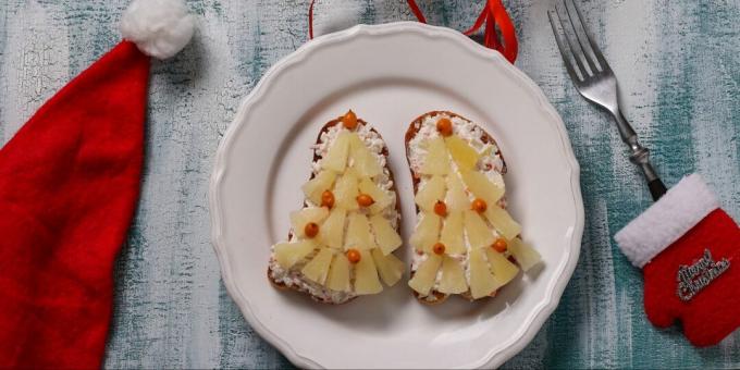 Nyårsmackor med ananas och krabbpinnar