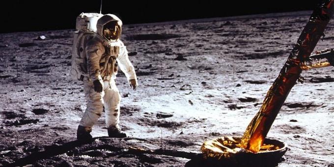 Att flyga till månen fortfarande många osäker: på bilderna från månen skuggor placerats felaktigt
