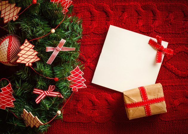 Dekorera en julgran: gåvor