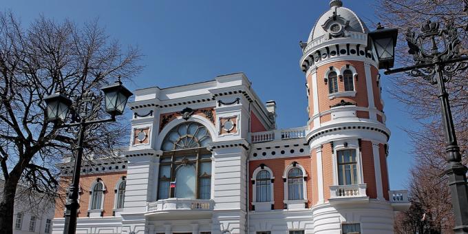 Sevärdheter i Ulyanovsk: Museum of Local Lore and Art