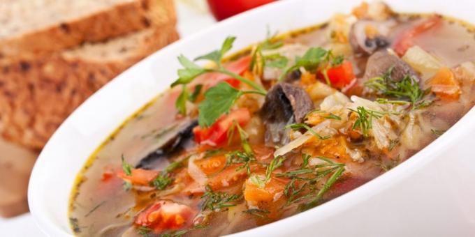 Hur man lagar soppan med svamp och fisk