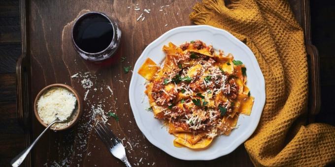 Bolognese pasta med köttfärs och lever