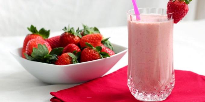 Recept med jordgubbar: Användbar milkshake med jordgubbar