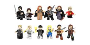 Tecknet på höger hand, med jättevarg t-shirt och en mask av King of the Night: 25 produkter för fans av "Game of Thrones"
