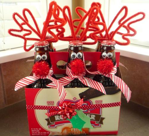 Hur man gör en present till det nya året med sina händer: Rudolph & Co.