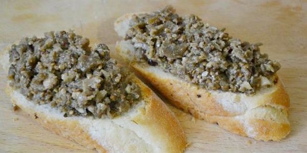 Aubergine: Kaviar från rostad aubergine med valnötter