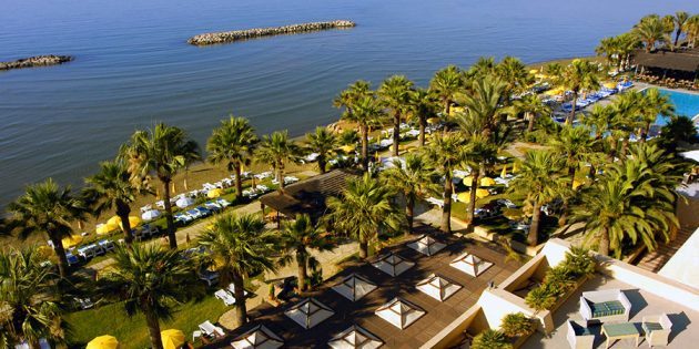 Hotell för familjer med barn: Hotel Palm Beach 4 *, Larnaca, Cypern