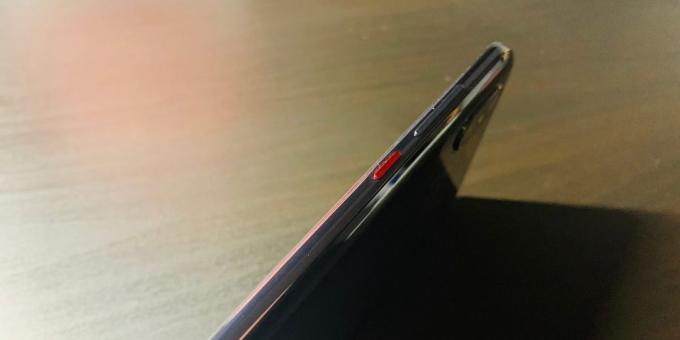 Xiaomi Mi 8 Pro: Strömbrytare