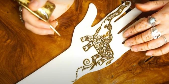 Henna elefant teckning