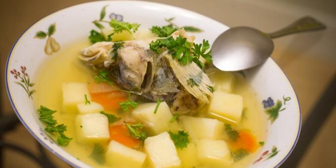 Recept soppa av floden fisk