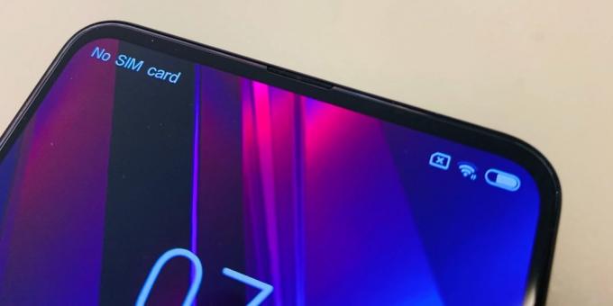 Översikt Xiaomi Mi Mix 3: Den övre ramen
