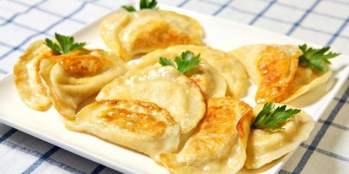 Stekt dumplings med rödbetor