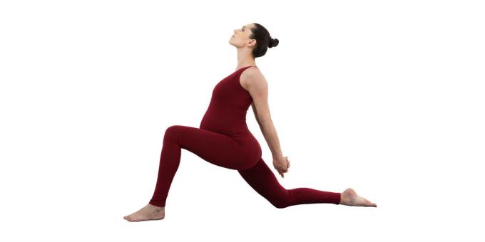 yoga för gravida kvinnor: hållningen av ryttaren (Aswa sanchalasana)