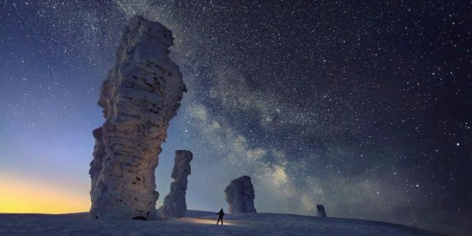 Vackra platser i Ryssland. pelare av vittring