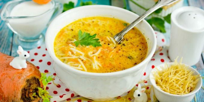 Kycklingsoppa med vermicelli och grädde