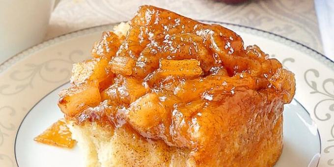 Muffins med äpplen i vanilj glasyr