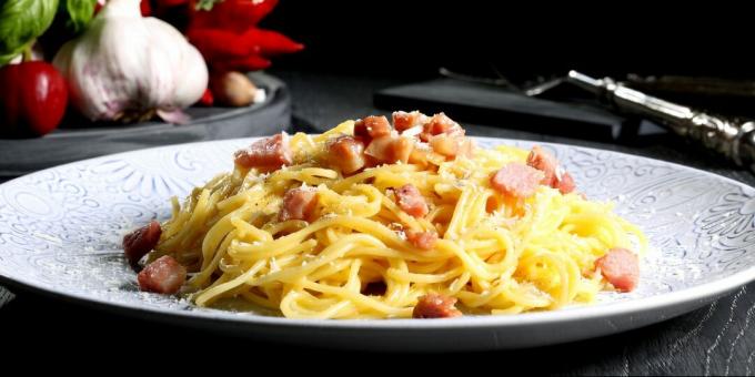 Pasta Carbonara av Jamie Oliver