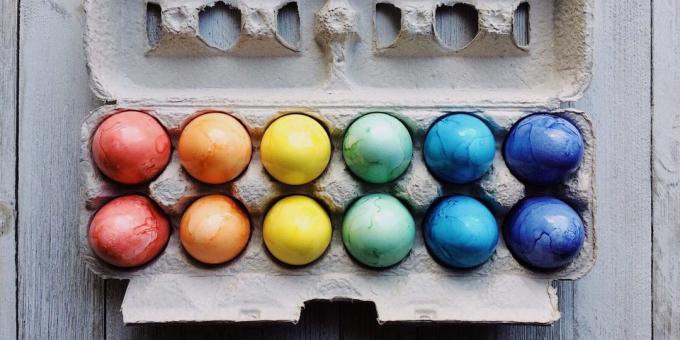 Hur att färga ägg med andra naturliga färgämnen