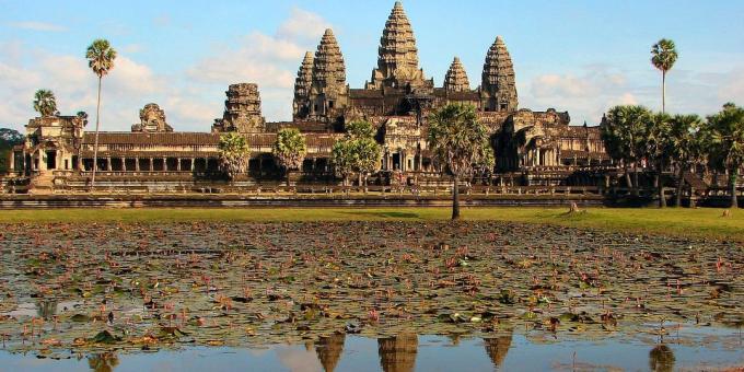 Asian territorium är inte förgäves locka turister: den arkeologiska parken Angkor, Kambodja