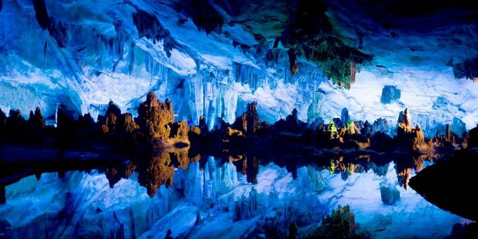 Vackra platser i Ryssland. Kungur grotta