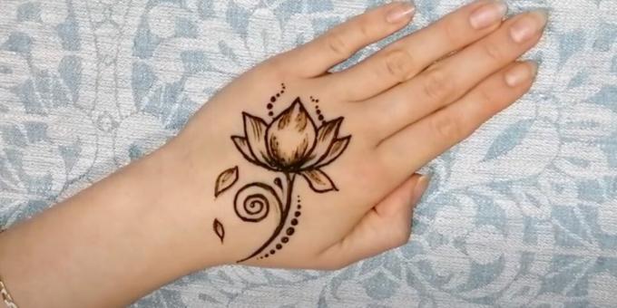Henna ritningar till hands: henna lotus ritning