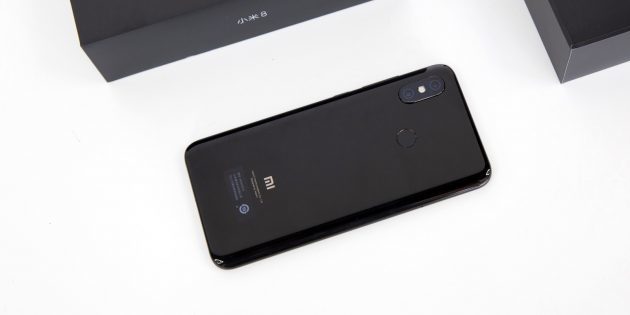 recension Xiaomi Mi 8