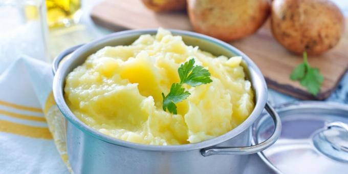 Potatismos med tre sorters ost