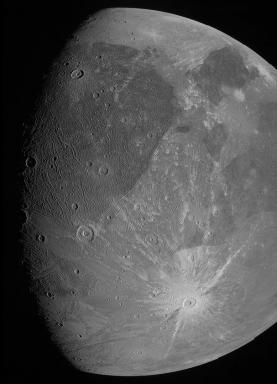 Juno-sonden fick det första fotot av Ganymedes