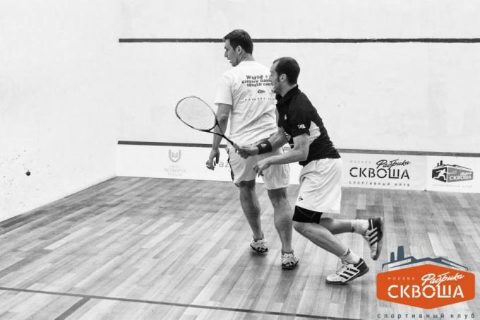 Solomoto: historien om Sergei Belyaev "Factory squash"