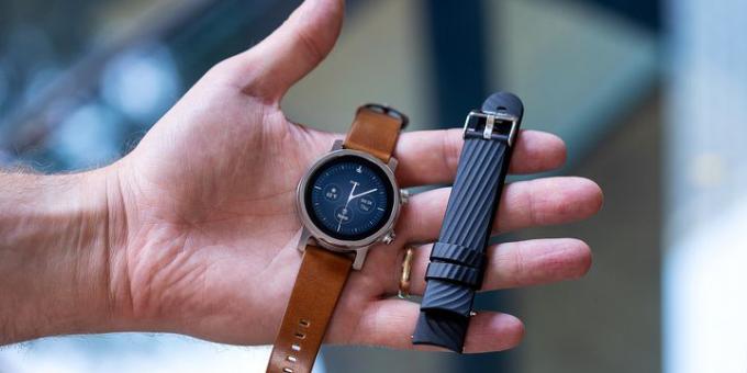 Legendary Smart Moto 360 retur med en förbättrad design och NFC