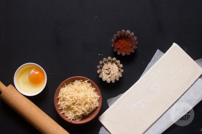 Hur man lagar ost pinnar: Ingredienser