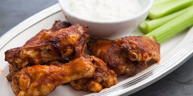 Chicken Wings "Buffalo" med "blue cheese" sauce