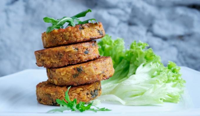 Grönsakskotletter med tofu och ingefära