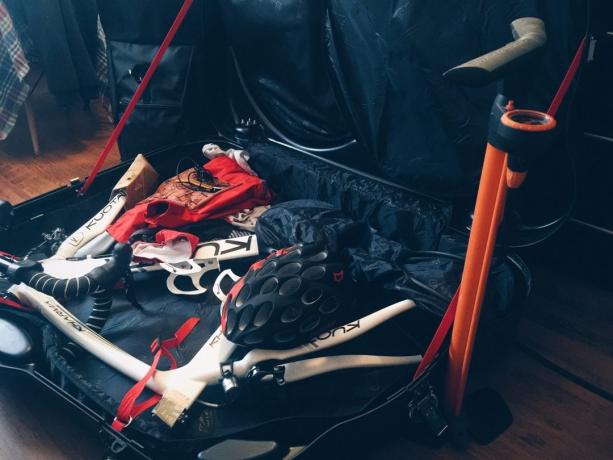 Cykel i en resväska