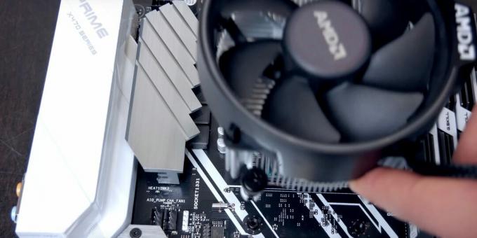 Hur man monterar en dator med egna händer: fäst processorkylaren