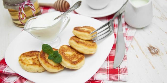 Hur man gör ost kakor med potatis: det bästa receptet